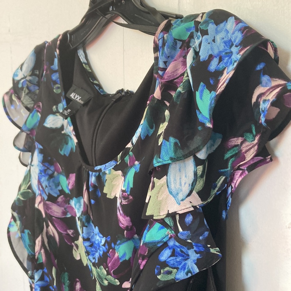 ALYX floral dress size 14 ruffle cap sleeves